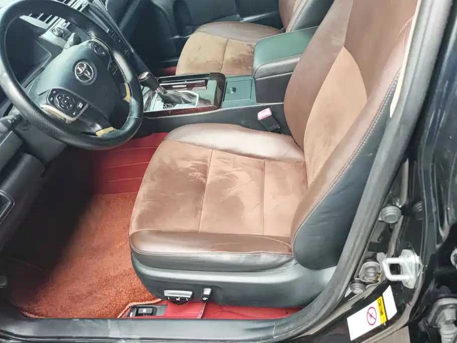 Toyota Camry — миниатюра 9