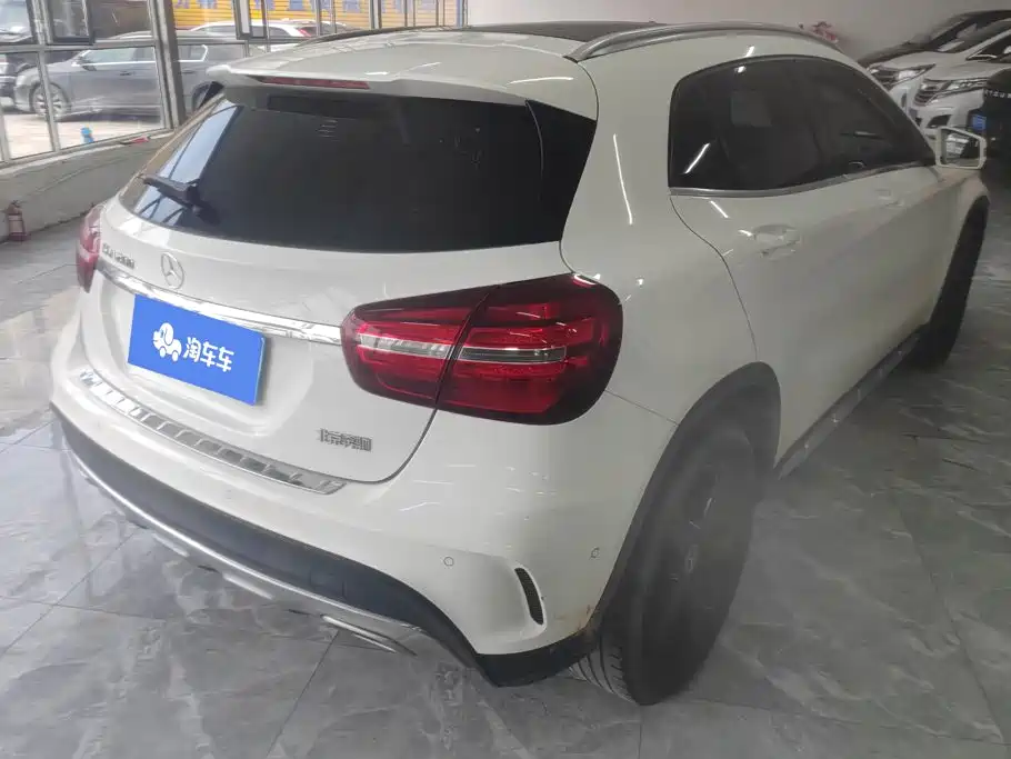 Mercedes-Benz GLA — миниатюра 3