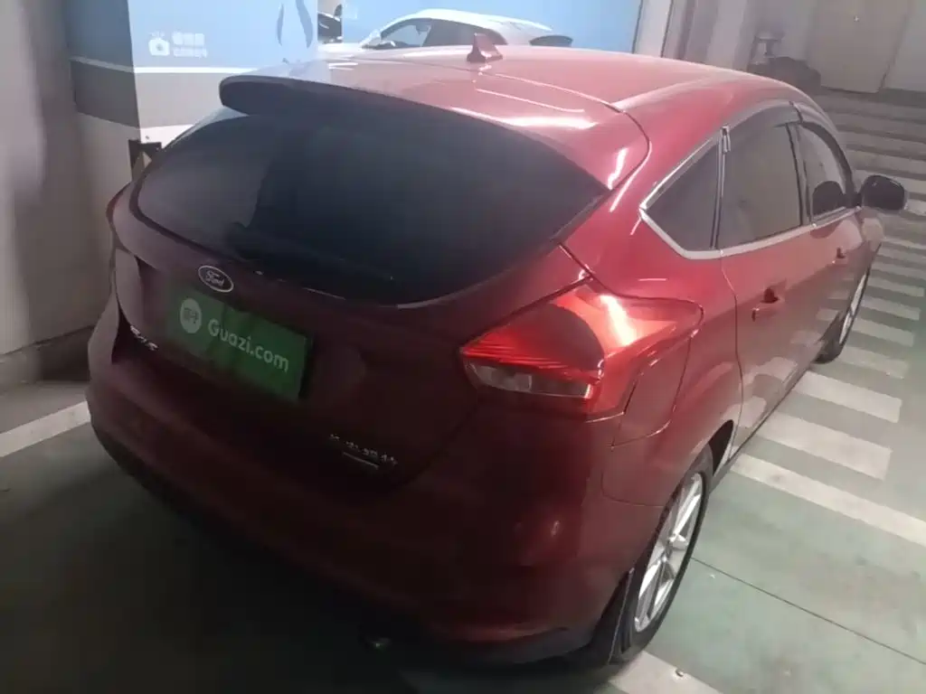 Ford Focus — миниатюра 7