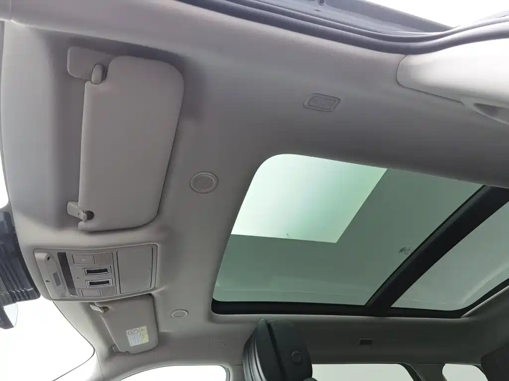 Land Rover Evoque — миниатюра 14