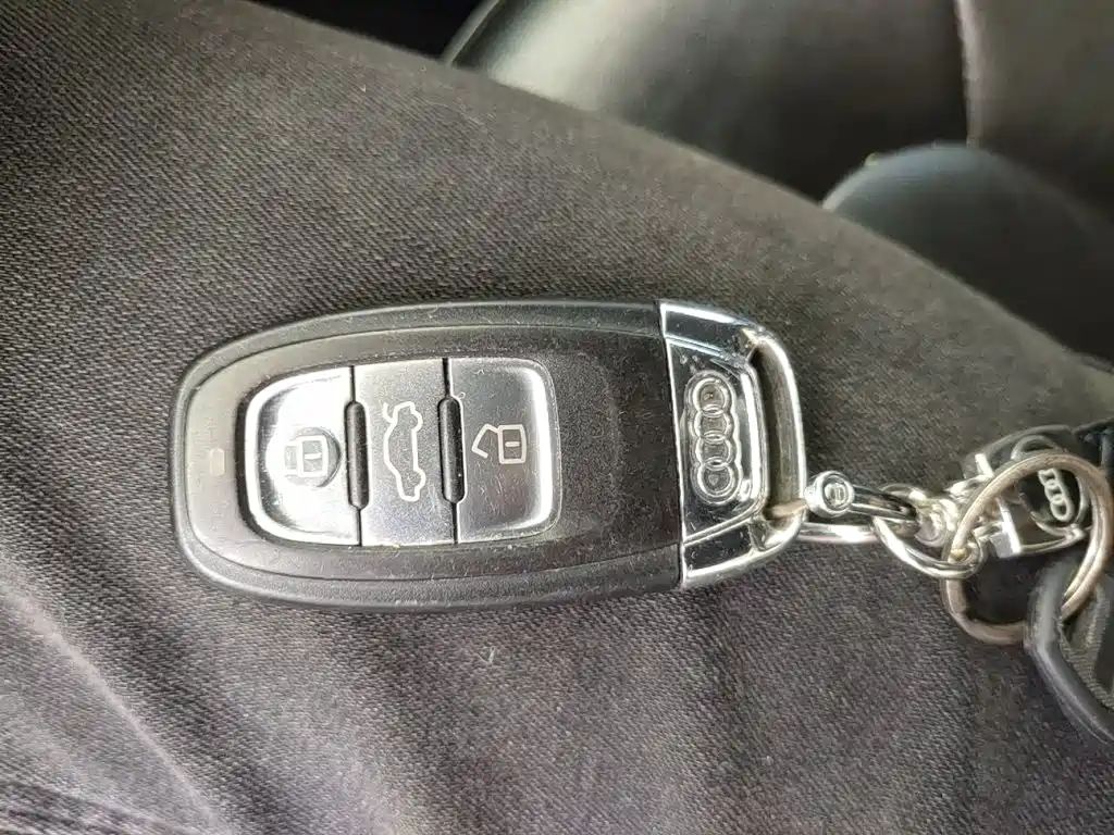 Audi A4L — миниатюра 12