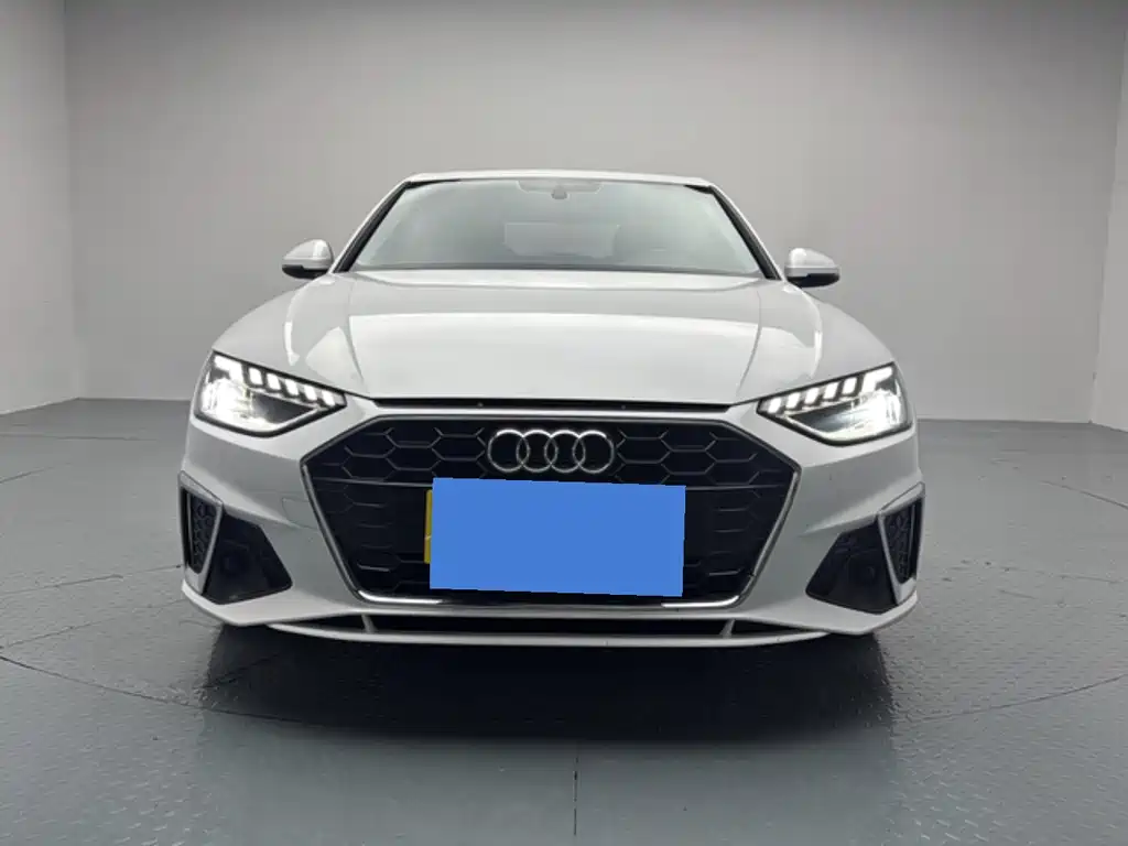 Audi A4L — миниатюра 2
