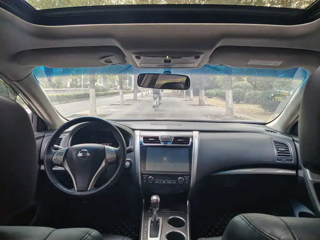 Nissan Teana — миниатюра 13