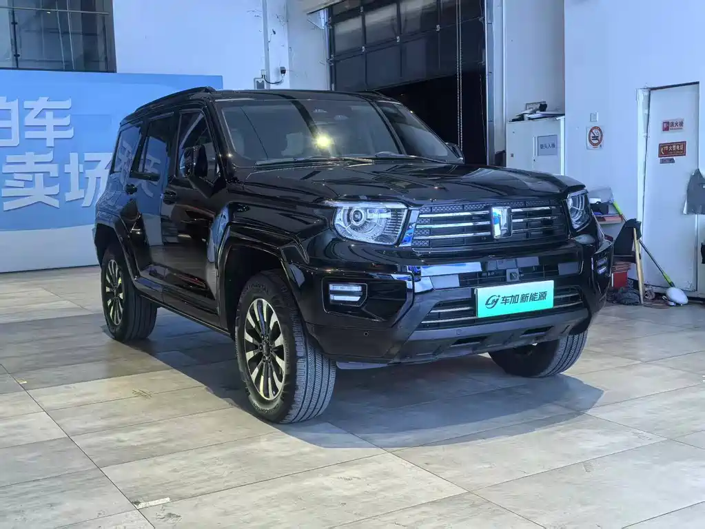 TANK TANK 700 NEW ENERGY