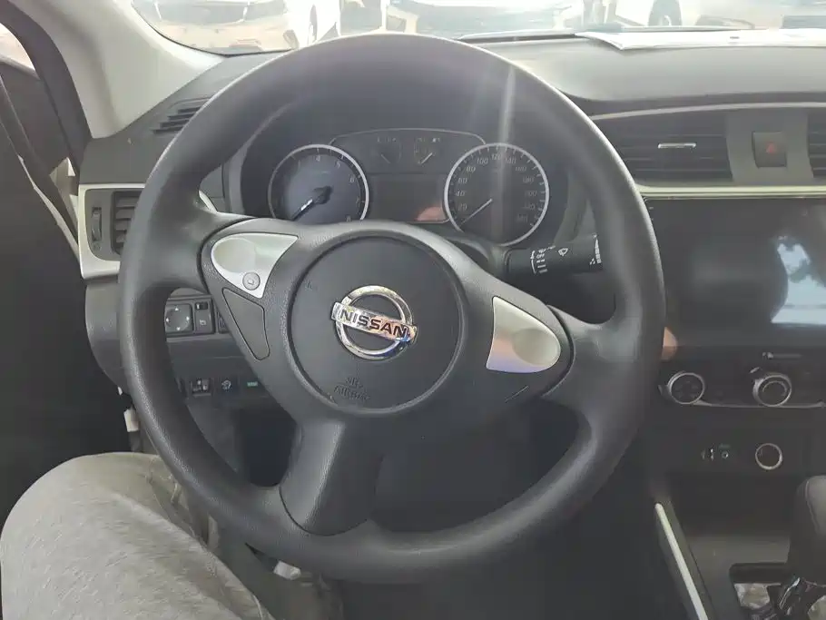 Nissan Sylphy — миниатюра 15