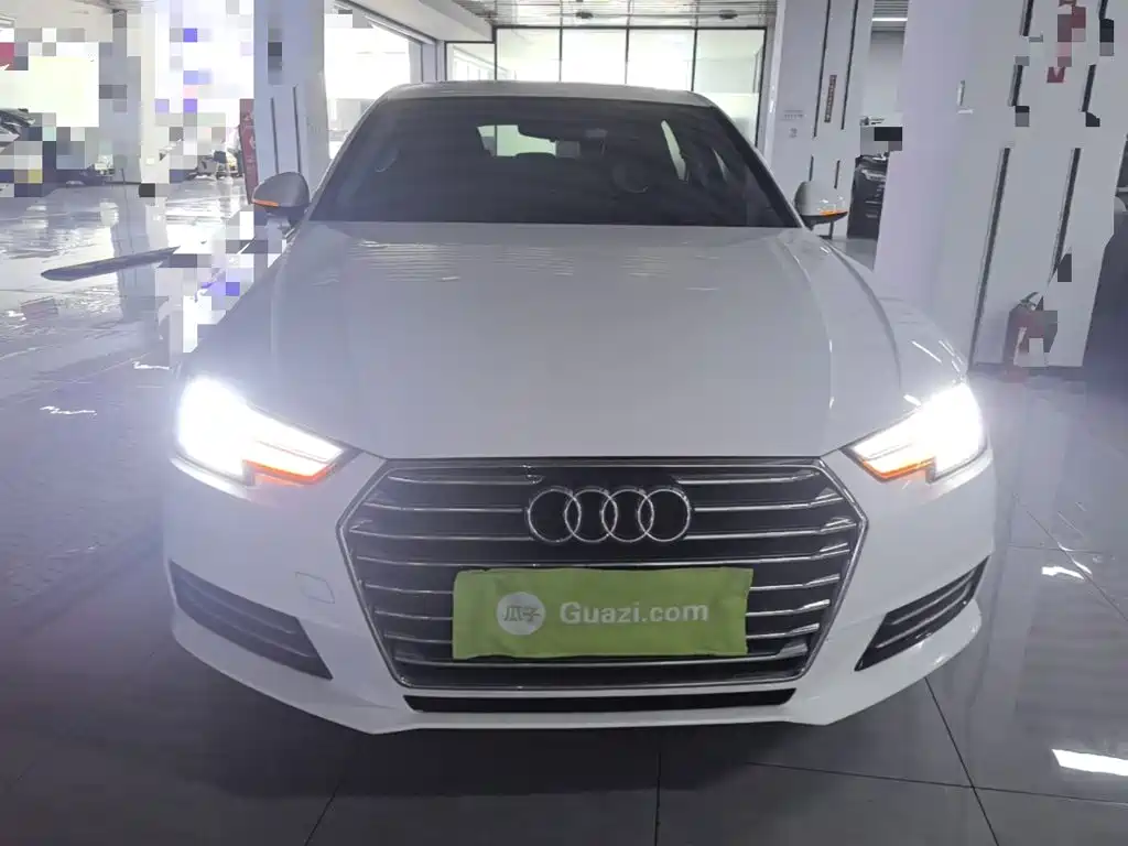 Audi A4L 2017 40 TFSI