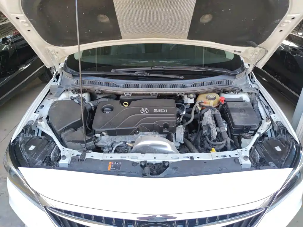 Buick Verano — миниатюра 20