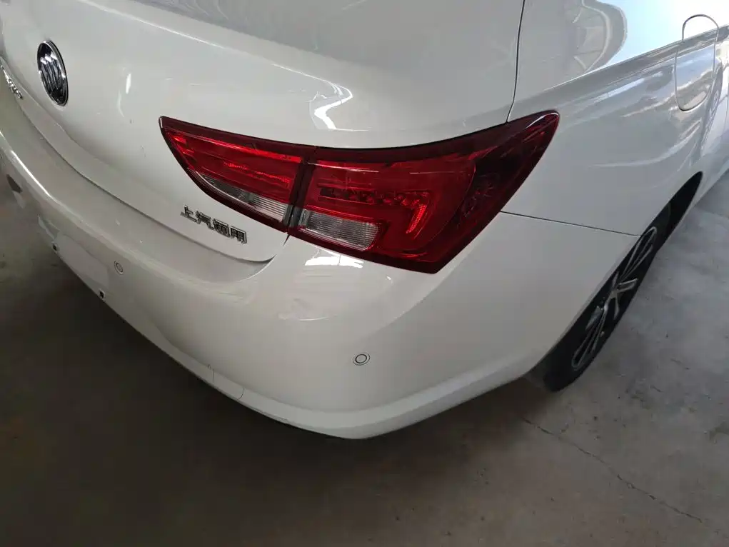 Buick Verano — миниатюра 8