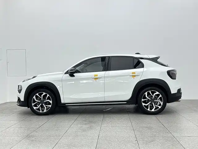 Lynk & Co 02 — миниатюра 8