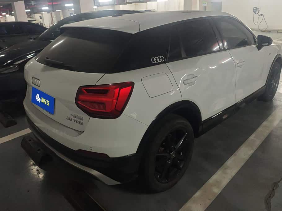 Audi Q2L 1.4 л 2021 г. Белый, пробег 25500 км