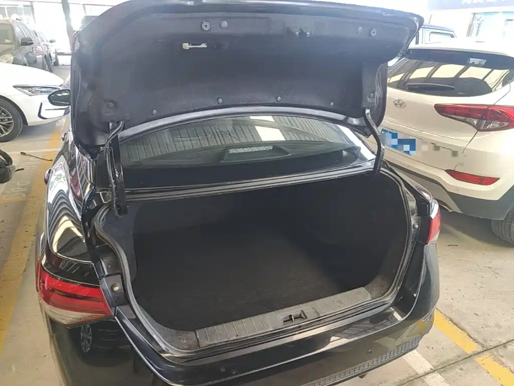 Nissan Sylphy — миниатюра 19