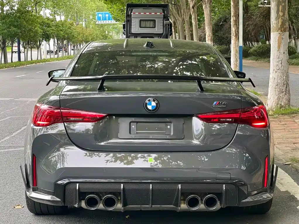 BMW M4 — миниатюра 5