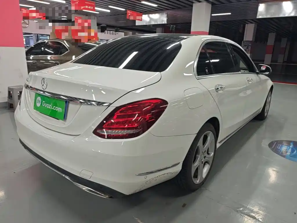 Mercedes-Benz C-Class — миниатюра 7