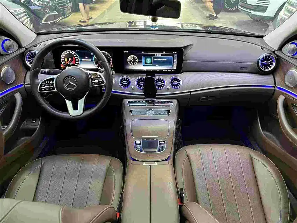 Mercedes-Benz E-Class E 2019 E 300 L Fashion