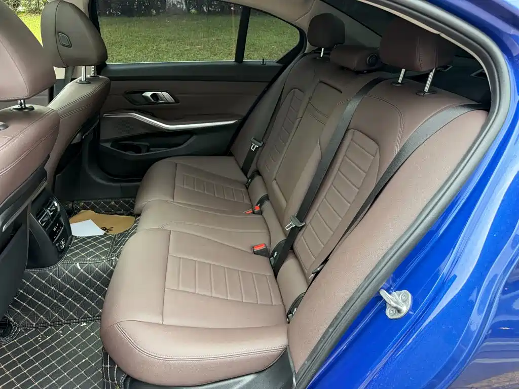 BMW 3 Series — миниатюра 12