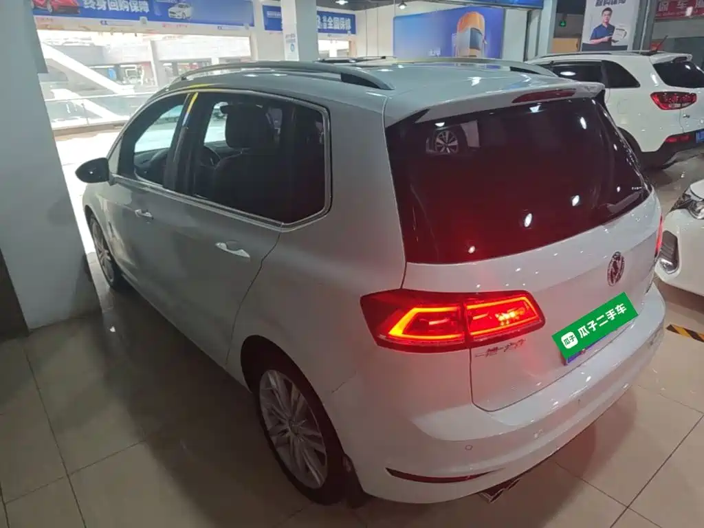 Volkswagen Golf Sportsvan — миниатюра 5