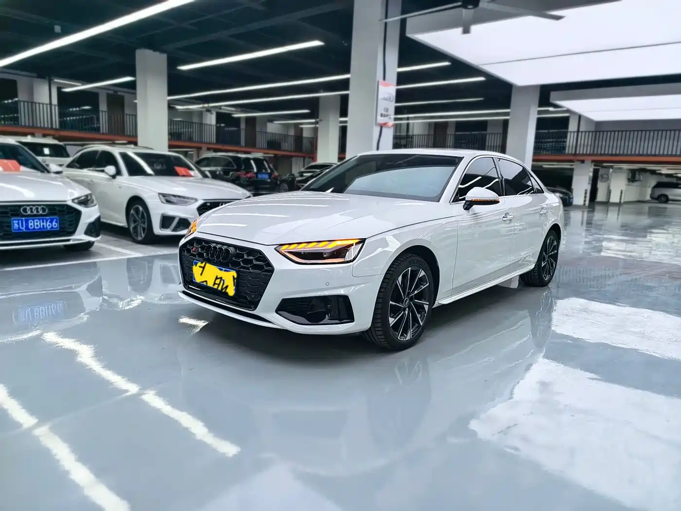 奥迪A4L 2022款 40 TFSI 时尚致雅型 2022