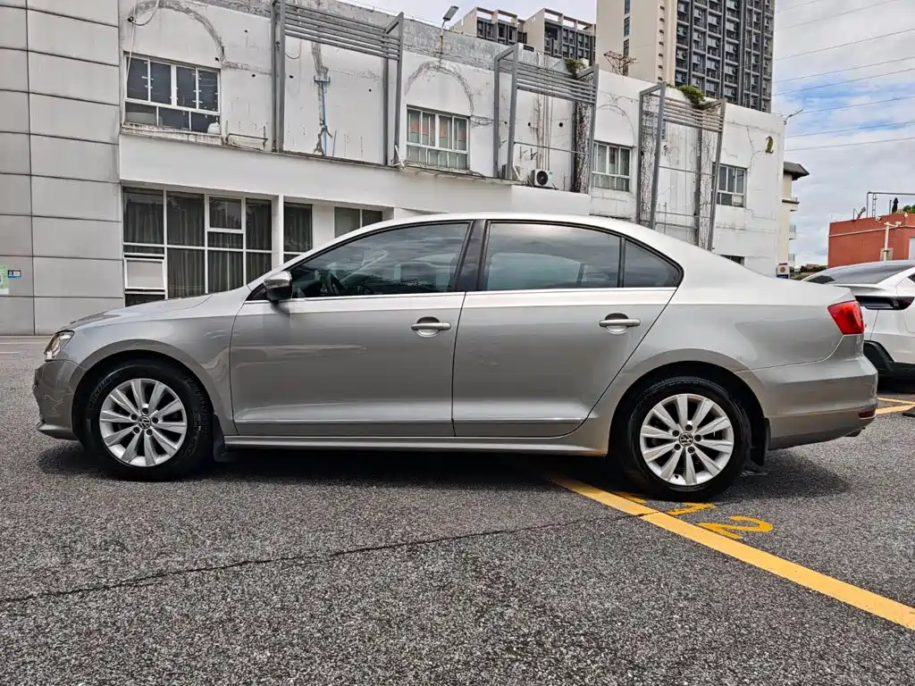 Volkswagen Sagitar — миниатюра 8