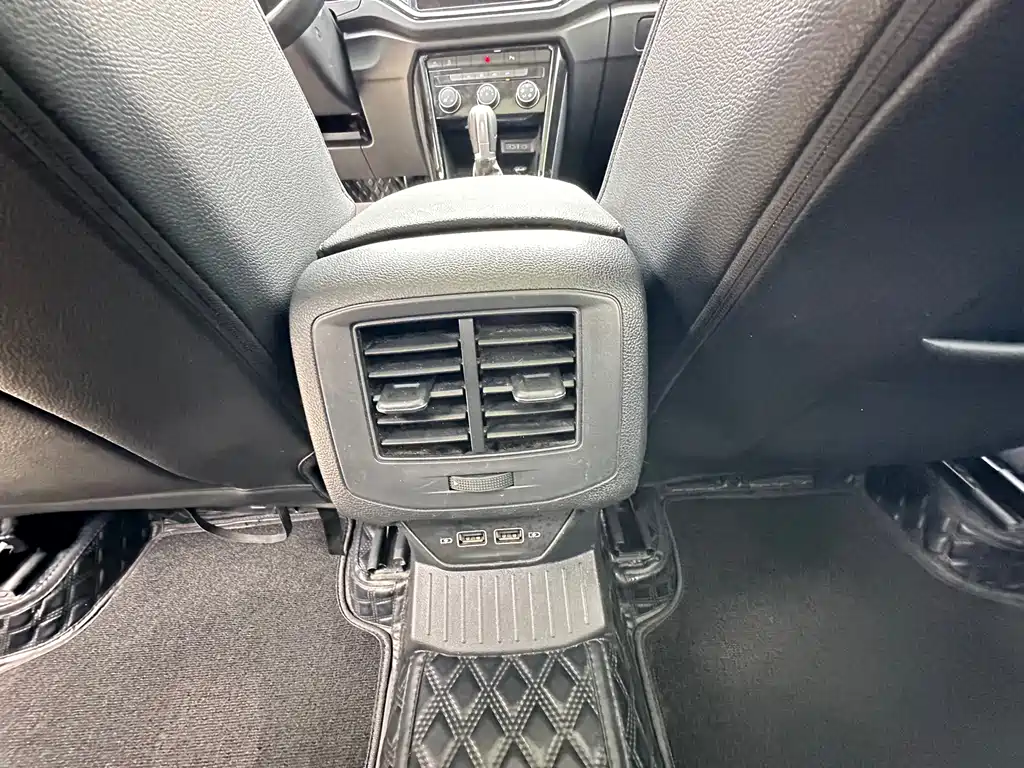 VOLKSWAGEN T ROC EXPLORING SONGS