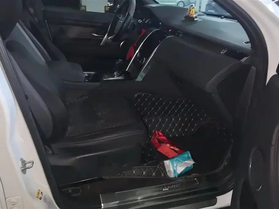 LAND ROVER DISCOVER SPORTS