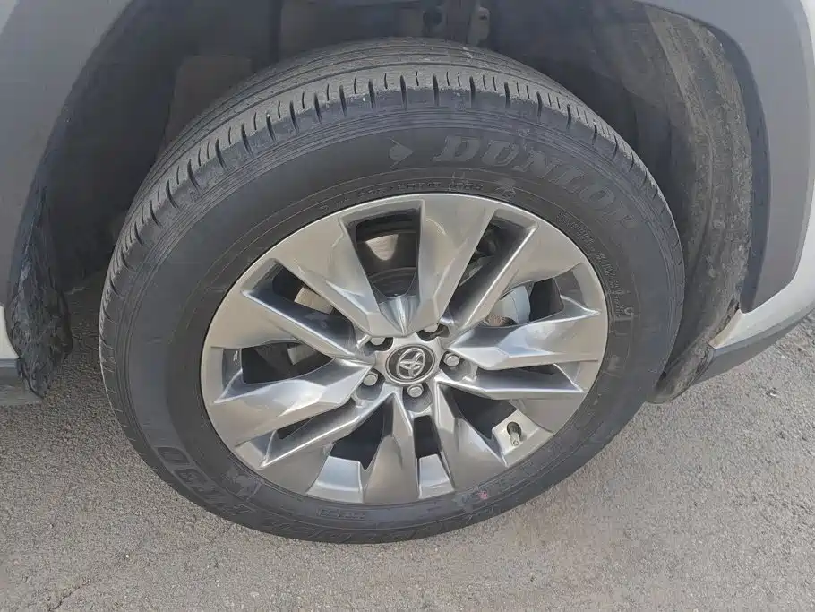 Toyota Wildlander — миниатюра 6