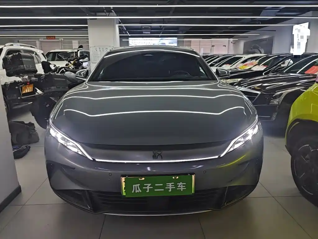 BYD Han — миниатюра 3