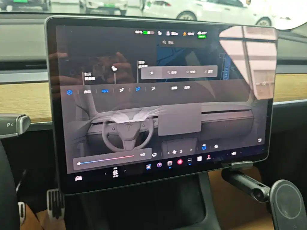 Tesla Model Y — фотографии объявления, Фото 13