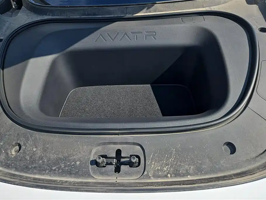 Avatr 06 2025 Ultra Electric