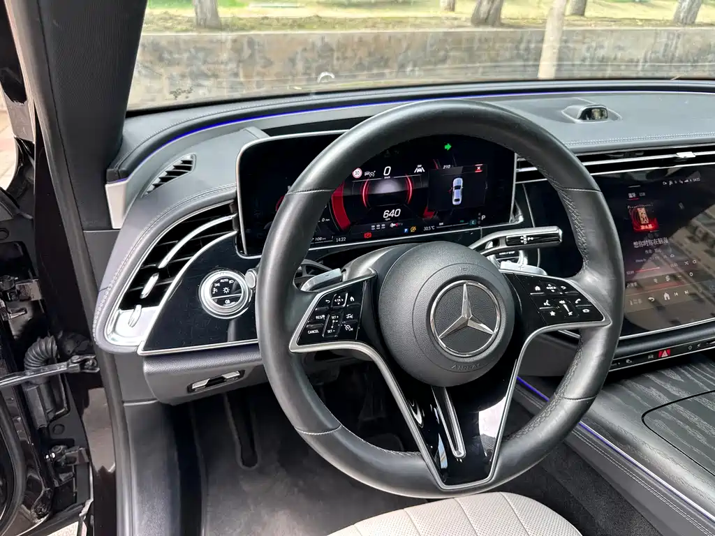 Mercedes-Benz E-Class E 2024 E 300 L Luxury