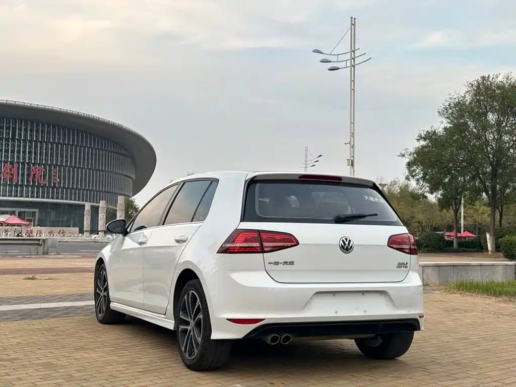 Volkswagen Golf — миниатюра 6