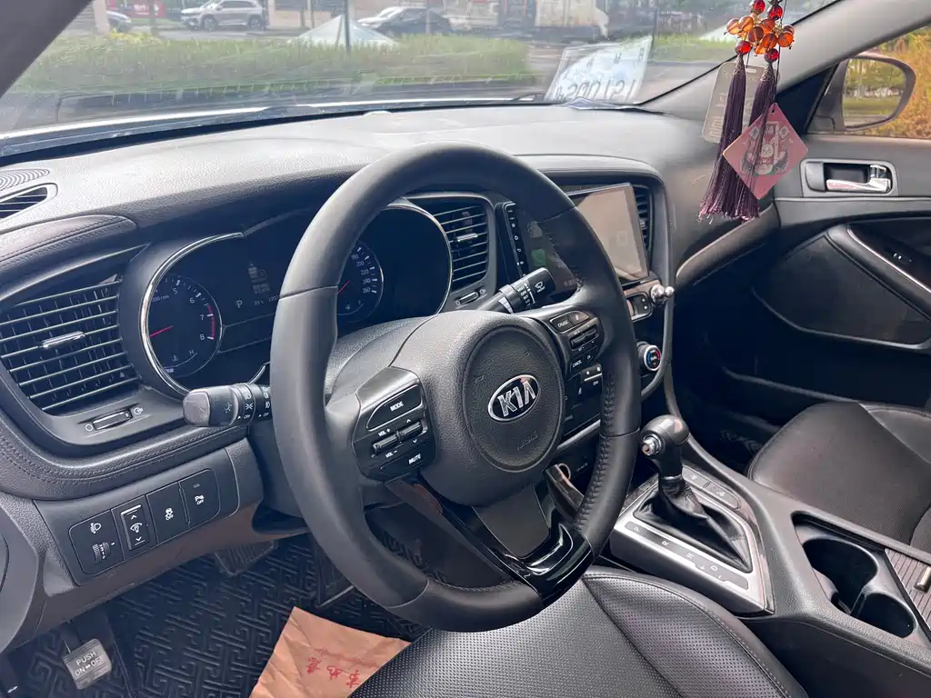 Kia K5 — миниатюра 12