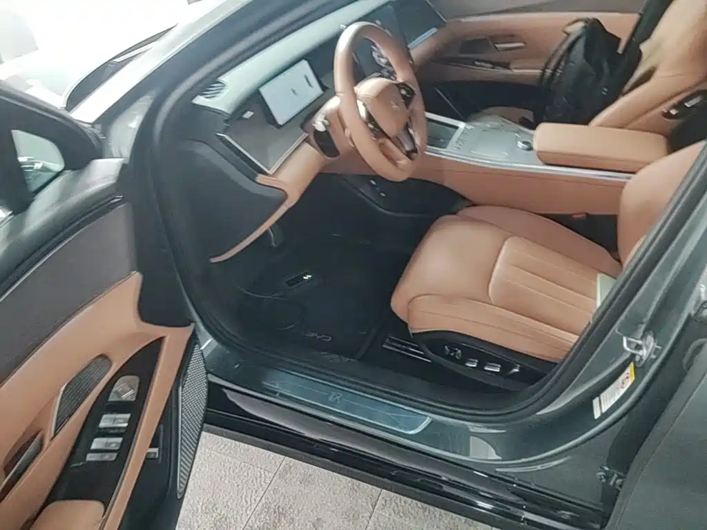 BYD Han L — миниатюра 16