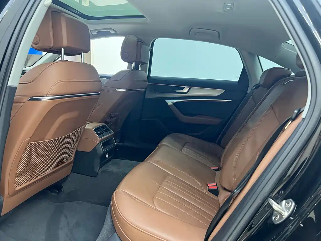 Audi A6L — миниатюра 18