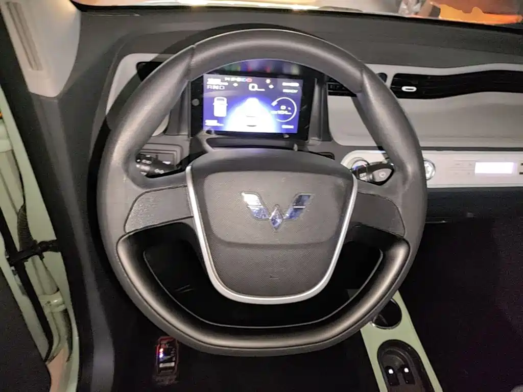 Wuling MINIEV — миниатюра 11