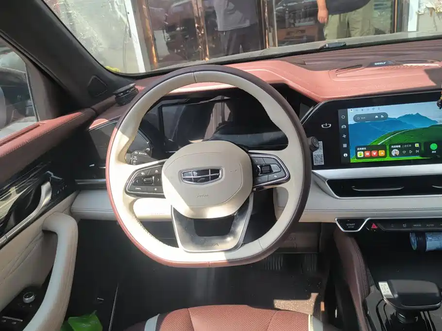Geely Xingyue L — миниатюра 15
