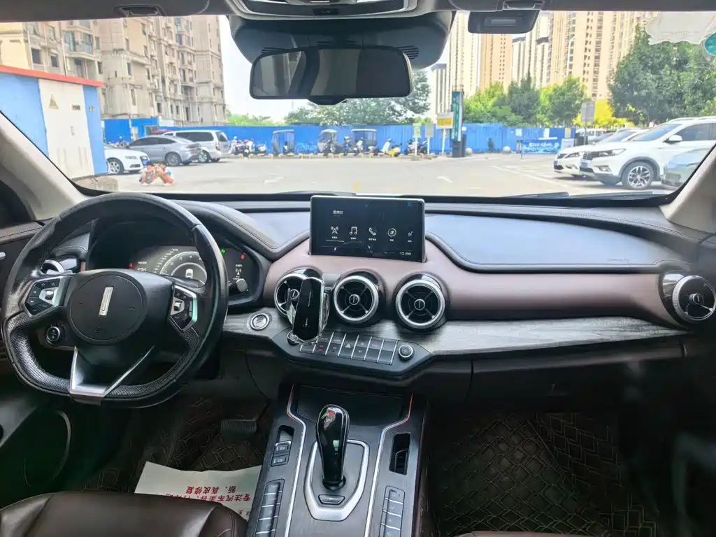 Wey Wey VV7 — миниатюра 4
