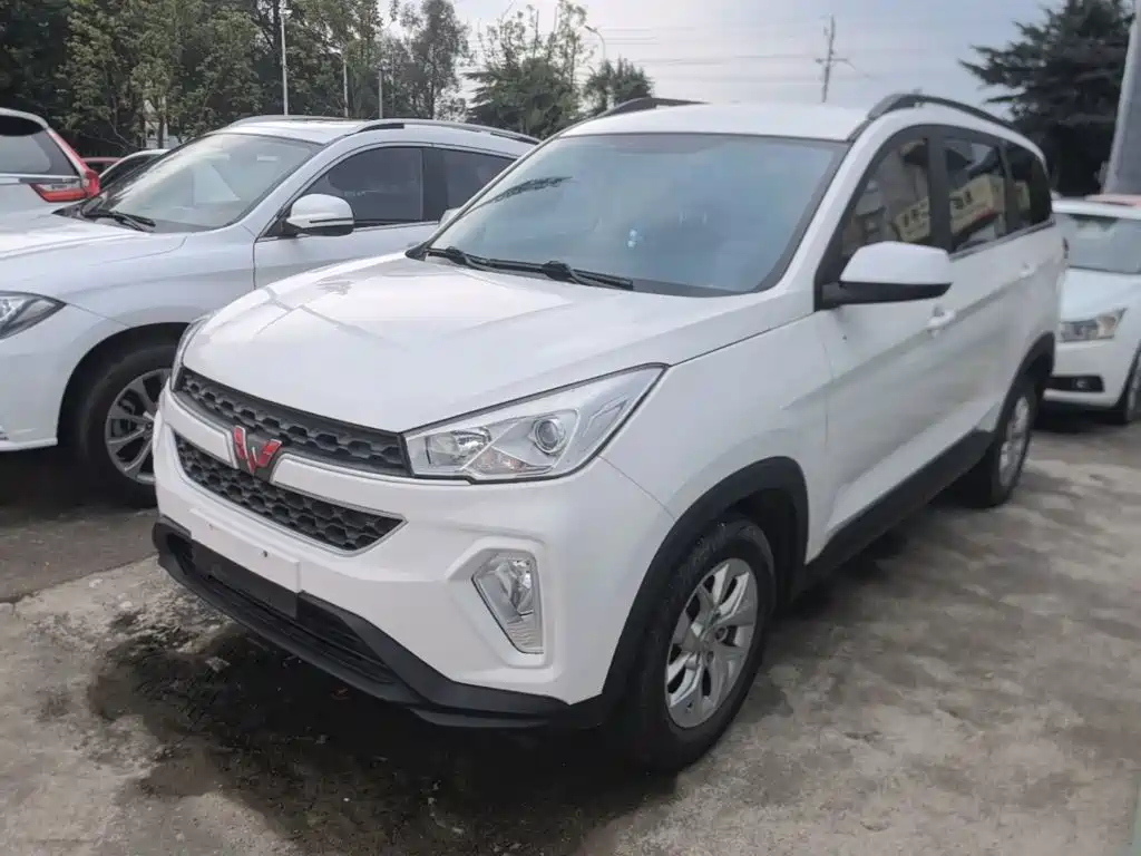 Wuling Hongguang S3