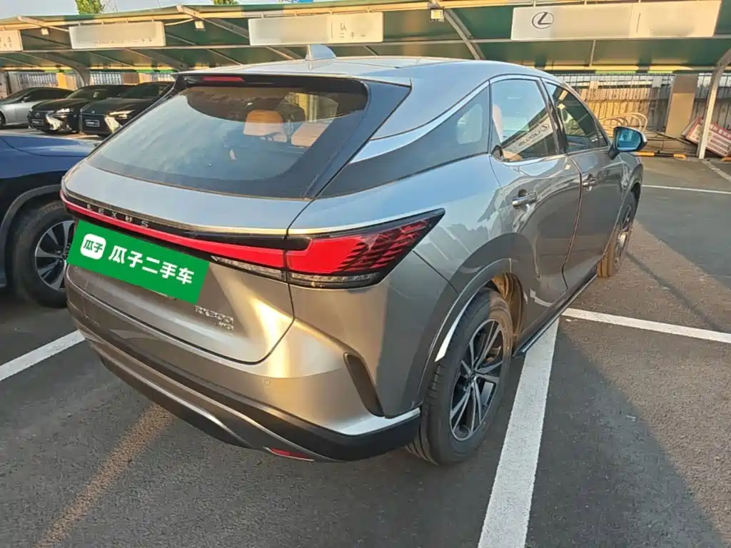 Lexus RX — миниатюра 7