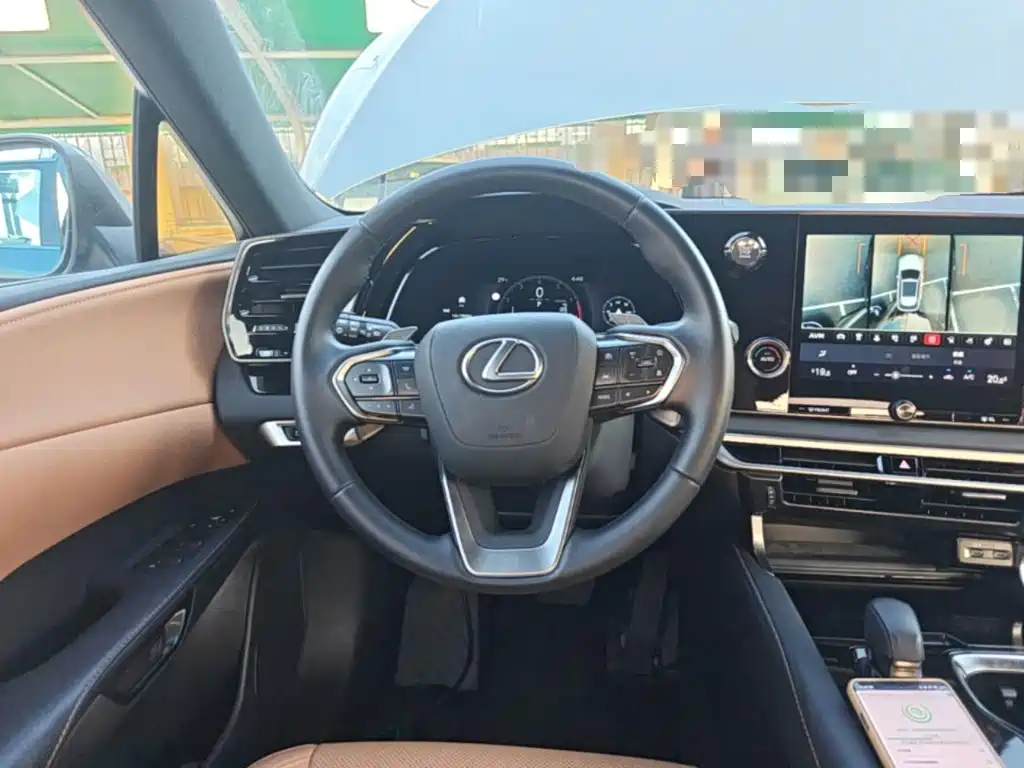 Lexus RX — миниатюра 11