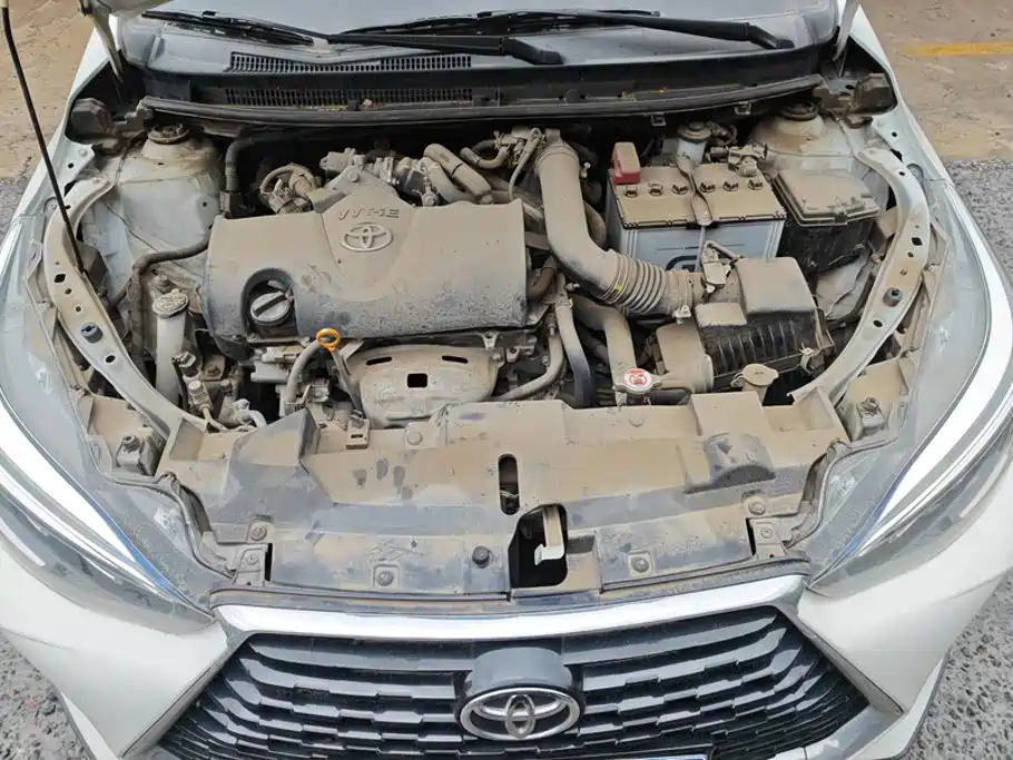 Toyota Yaris L — миниатюра 10