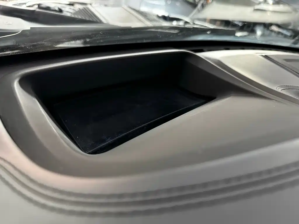 BMW M4 — миниатюра 12