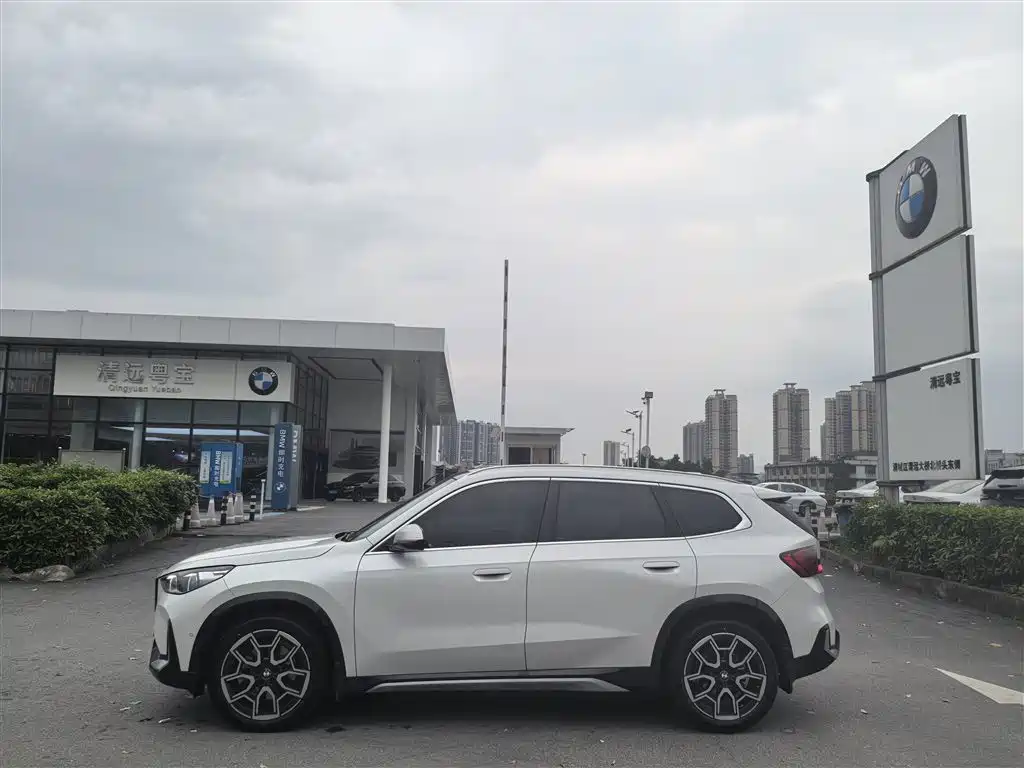 BMW X1 2024 sDrive25Li X