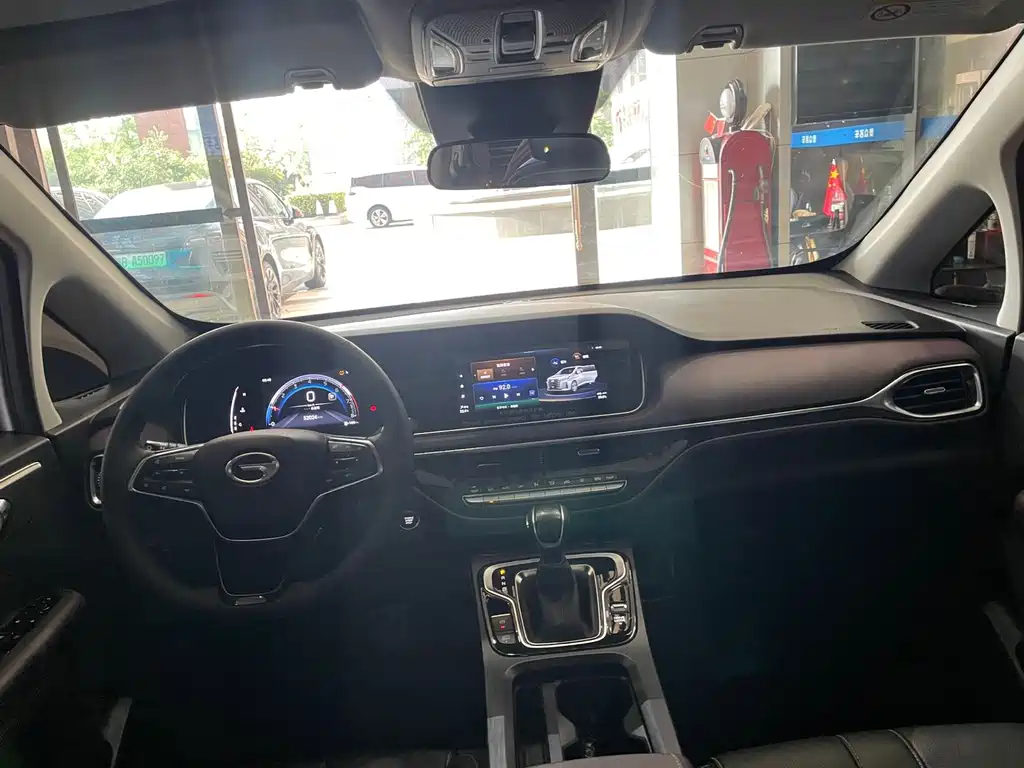 GAC Motor Trumpchi M6 — миниатюра 8