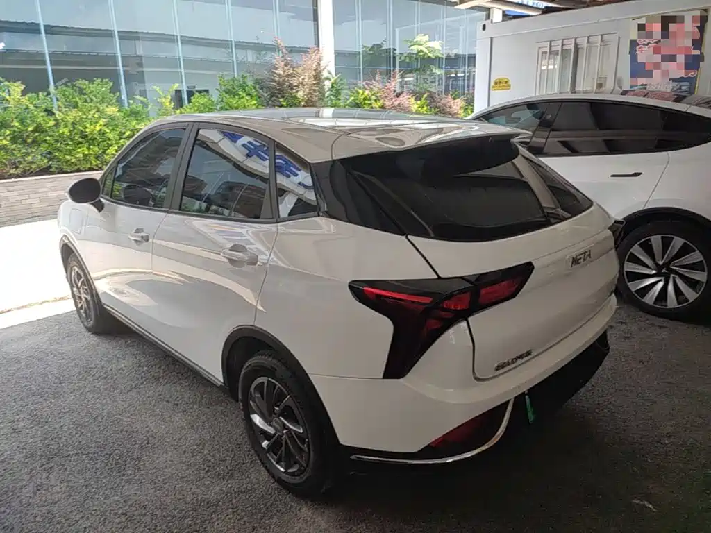 Neta V 2022 400 Lite