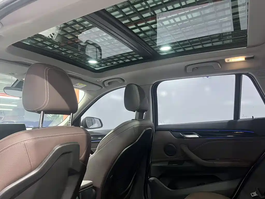 BMW X1 — миниатюра 8