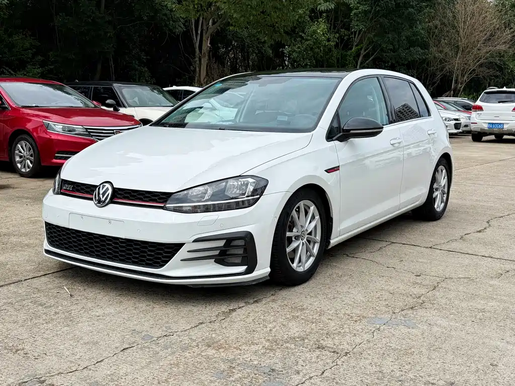 Volkswagen Golf — миниатюра 3