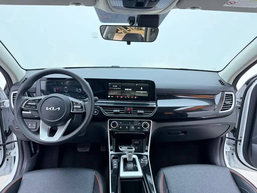 Kia Seltos — миниатюра 11