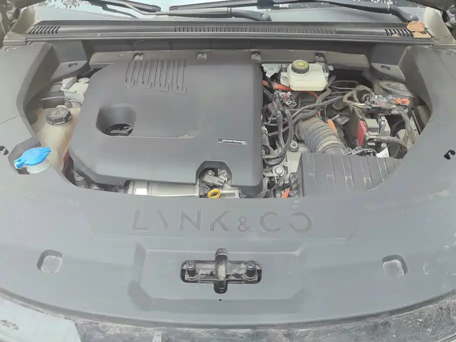 Lynk & Co 08 EM-P — миниатюра 10