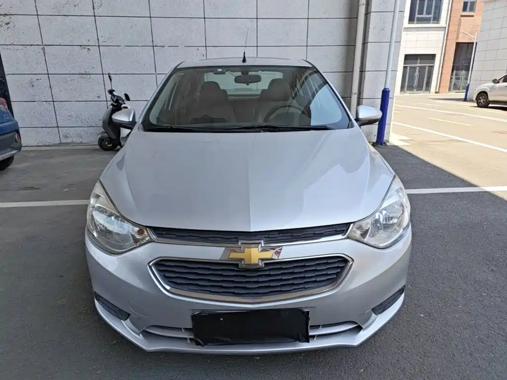 Chevrolet Sail 2015 3 1.3L MT