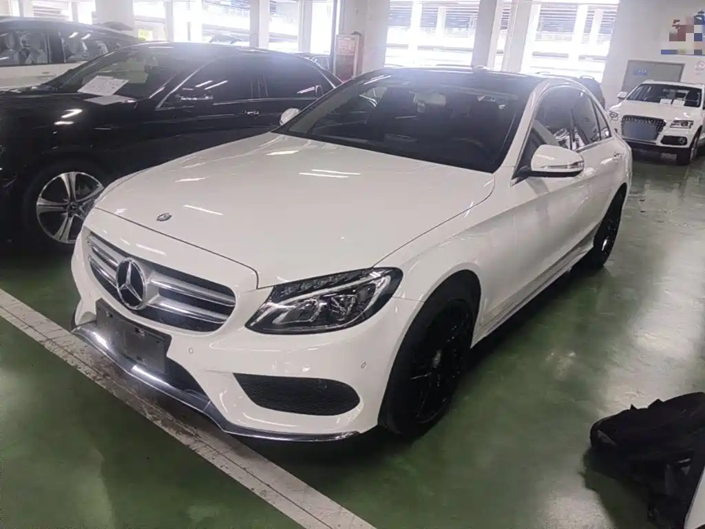 Mercedes-Benz C-Class — миниатюра 2